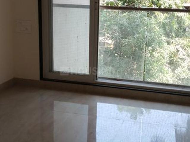 2 BHK Apartment in Malad West for resale Mumbai. The reference number is 17018568