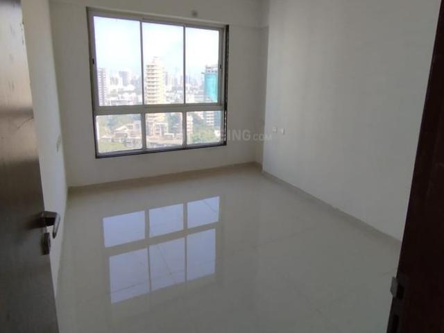2 BHK Apartment in Malad West for resale Mumbai. The reference number is 18044396