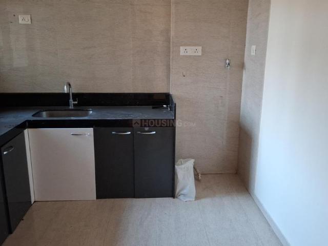 2 BHK Apartment in Malad West for resale Mumbai. The reference number is 18969926