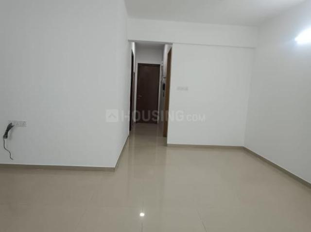 2 BHK Apartment in Malad West for resale Mumbai. The reference number is 19082996