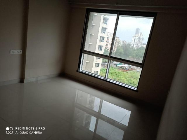 2 BHK Apartment in Malad West for resale Mumbai. The reference number is 19173053