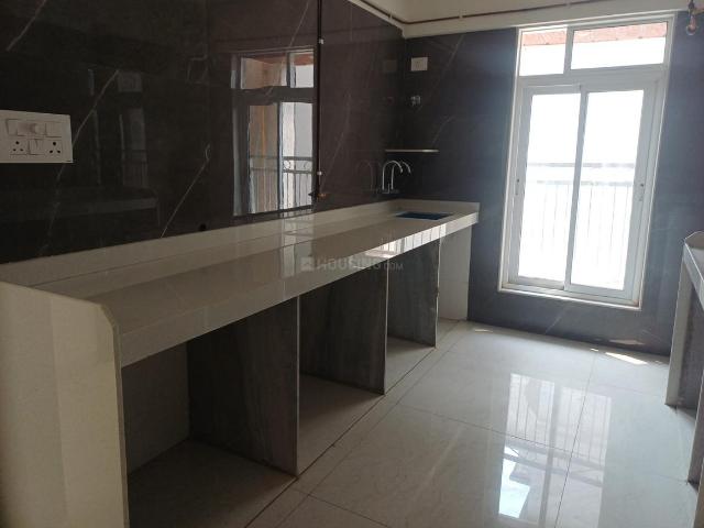 2 BHK Apartment in Malad West for resale Mumbai. The reference number is 19296665