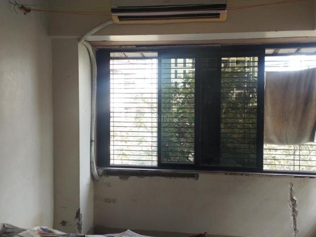 2 BHK Apartment in Malad West for resale Mumbai. The reference number is 19433296
