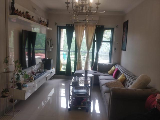 2 BHK Apartment in Malad West for resale Mumbai. The reference number is 19547788