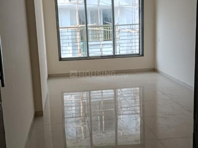 2 BHK Apartment in Malad West for resale Mumbai. The reference number is 19512254