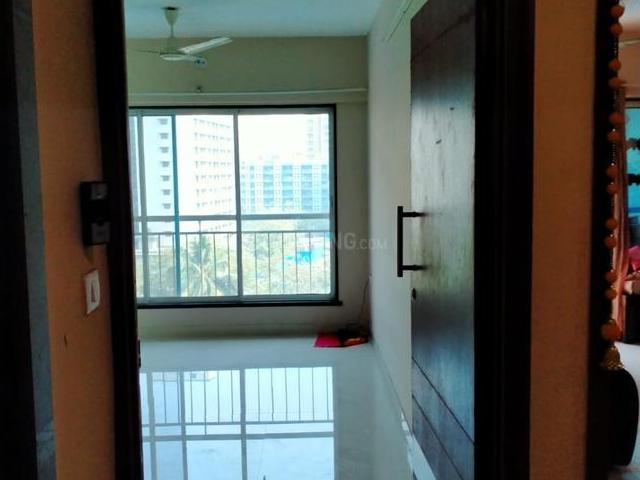 2 BHK Apartment in Malad West for resale Mumbai. The reference number is 19613294