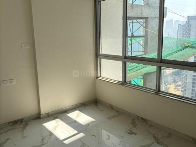 2 BHK Apartment in Malad West for resale Mumbai. The reference number is 19613322