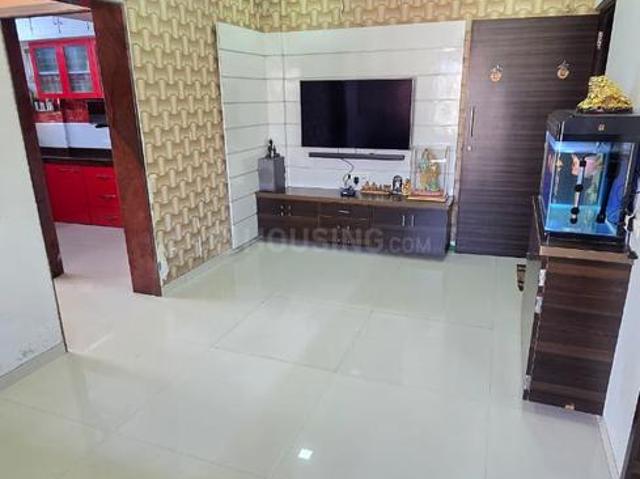 2 BHK Apartment in Malad West for resale Mumbai. The reference number is 19846190