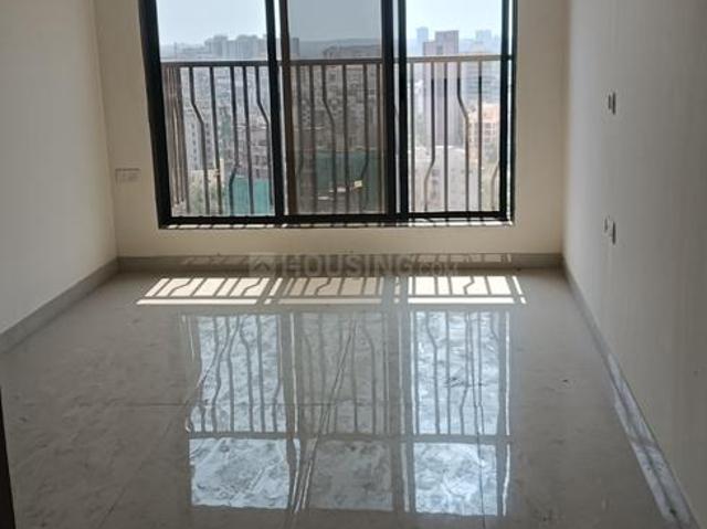 2 BHK Apartment in Malad West for resale Mumbai. The reference number is 19894126