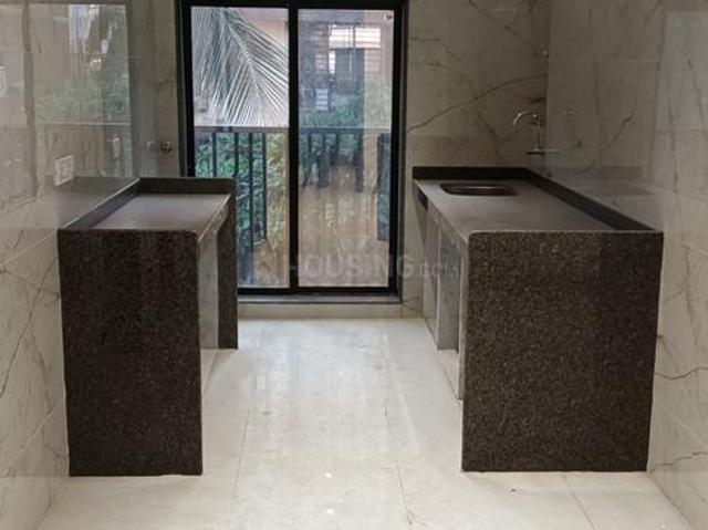 2 BHK Apartment in Malad West for resale Mumbai. The reference number is 19948236
