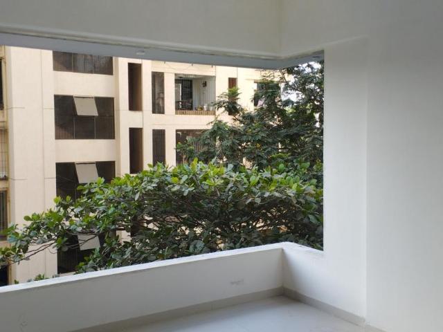 2 BHK Apartment in Malad West for resale Mumbai. The reference number is 19963079
