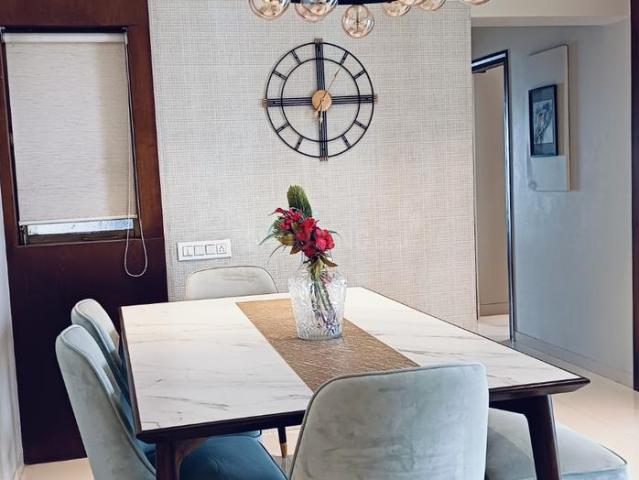 2 BHK Apartment in Malad West for resale Mumbai. The reference number is 19983390
