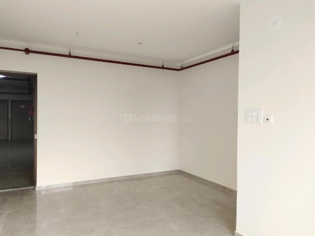 2 BHK Apartment in Malad West for resale Mumbai. The reference number is 19983666
