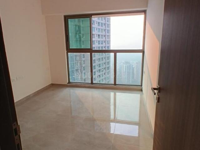 2 BHK Apartment in Malad West for resale Mumbai. The reference number is 19984920