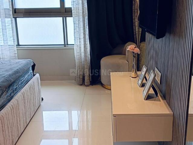 2 BHK Apartment in Malad West for resale Mumbai. The reference number is 19985087