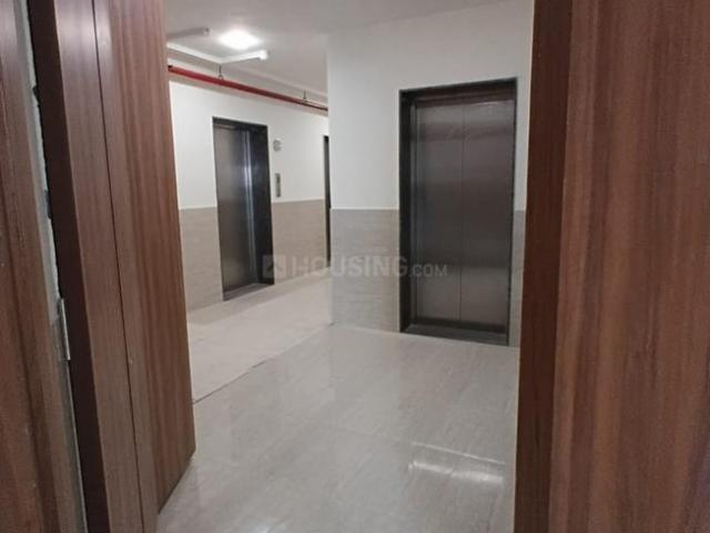 2 BHK Apartment in Malad West for resale Mumbai. The reference number is 19987053