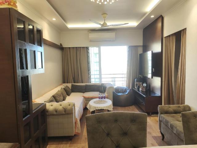 2 BHK Apartment in Malad West for resale Mumbai. The reference number is 19997572