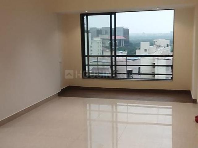 2 BHK Apartment in Malad West for resale Mumbai. The reference number is 20040396