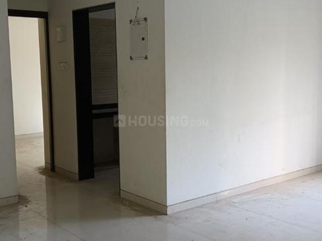 2 BHK Apartment in Malad West for resale Mumbai. The reference number is 20054425
