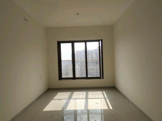 2 BHK Apartment in Malad West for resale Mumbai. The reference number is 20061560