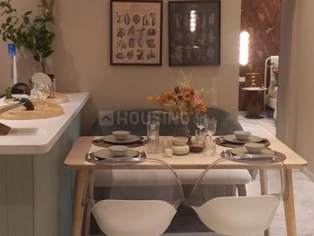 2 BHK Apartment in Malad West for resale Mumbai. The reference number is 20074766