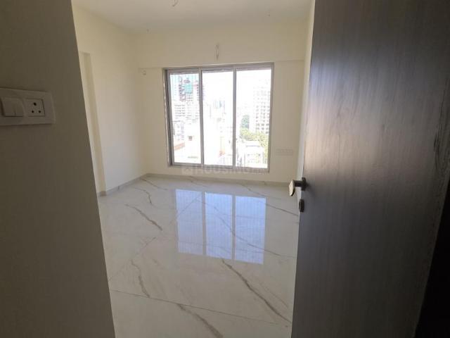 2 BHK Apartment in Malad West for resale Mumbai. The reference number is 20145220