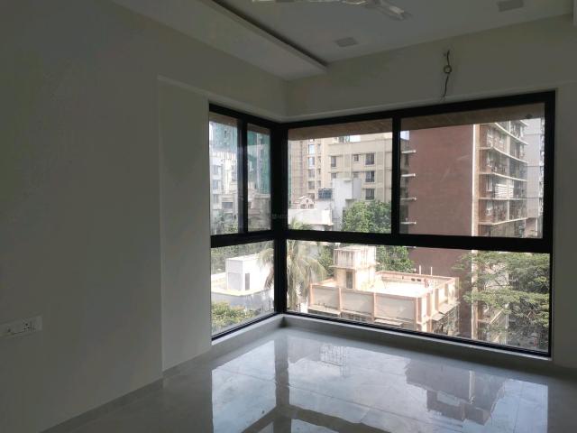 2 BHK Apartment in Malad West for resale Mumbai. The reference number is 20155424
