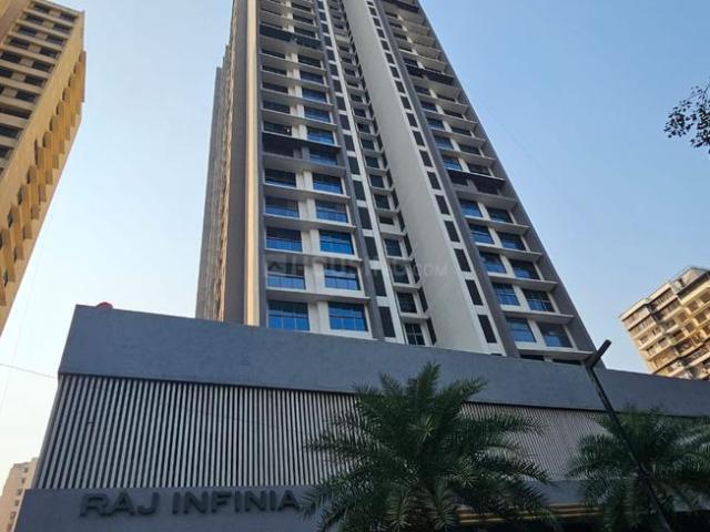 2 BHK Apartment in Malad West for resale Mumbai. The reference number is 20164012