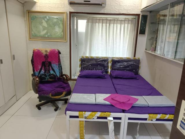 2 BHK Apartment in Malad West for resale Mumbai. The reference number is 20182403