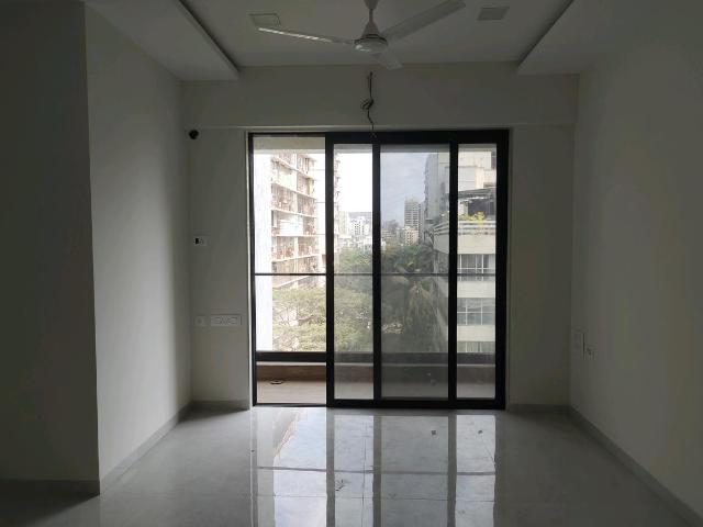2 BHK Apartment in Malad West for resale Mumbai. The reference number is 20134831