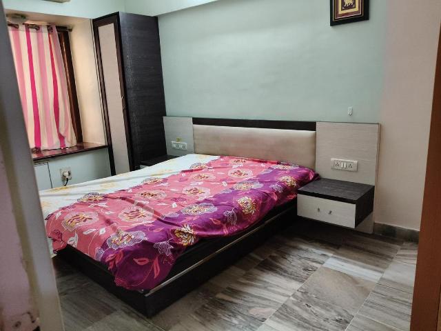 2 BHK Apartment in Malad West for resale Mumbai. The reference number is 20275608