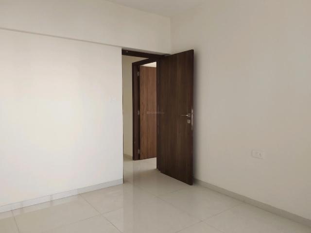 2 BHK Apartment in Malad West for resale Mumbai. The reference number is 20283071