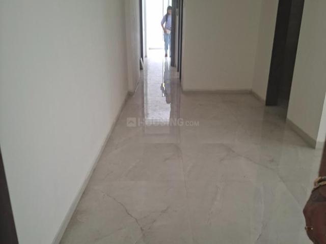 2 BHK Apartment in Malad West for resale Mumbai. The reference number is 20294412