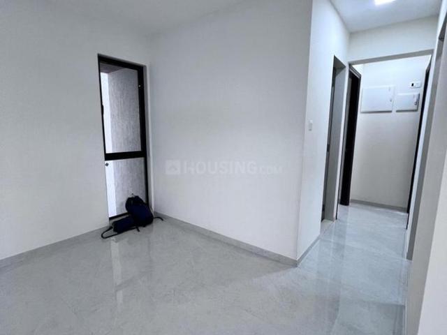 2 BHK Apartment in Malad West for resale Mumbai. The reference number is 20299267
