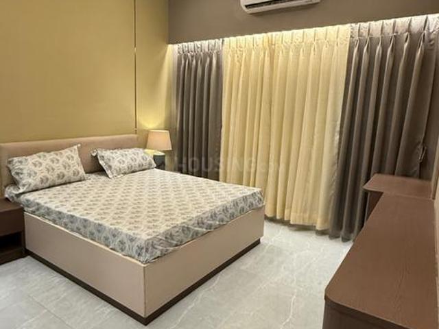 2 BHK Apartment in Malad West for resale Mumbai. The reference number is 20230458
