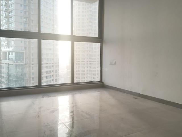 2 BHK Apartment in Malad West for resale Mumbai. The reference number is 20340712