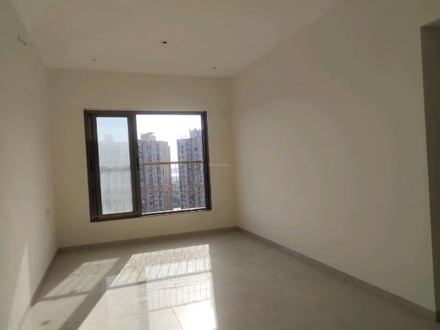 2 BHK Apartment in Malad West for resale Mumbai. The reference number is 20347353