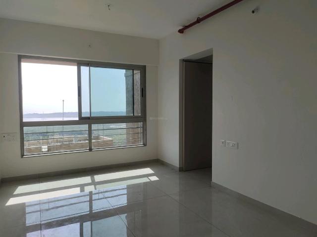 2 BHK Apartment in Malad West for resale Mumbai. The reference number is 20374182