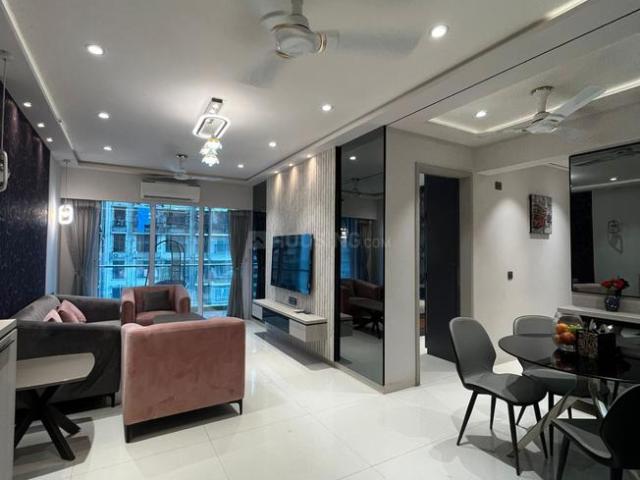 2 BHK Apartment in Malad West for resale Mumbai. The reference number is 20395848