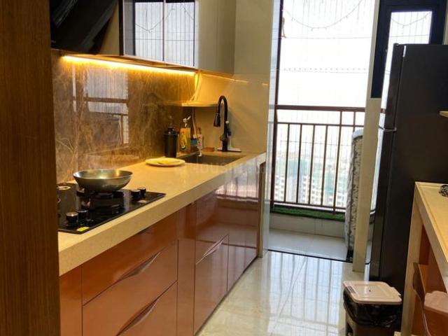 2 BHK Apartment in Malad West for resale Mumbai. The reference number is 20327293