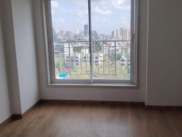 2 BHK Apartment in Malad West for resale Mumbai. The reference number is 20339282