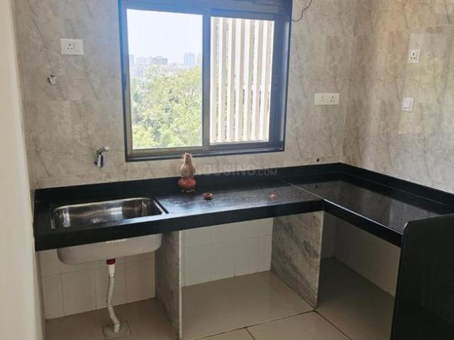 2 BHK Apartment in Malad West for resale Mumbai. The reference number is 20460428
