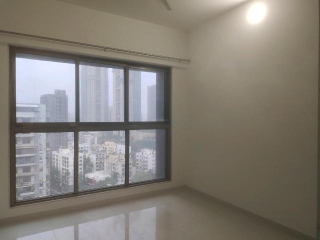 2 BHK Apartment in Malad West for resale Mumbai. The reference number is 20464545