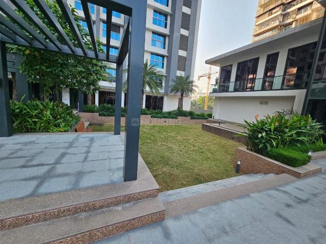 2 BHK Apartment in Malad West for resale Mumbai. The reference number is 20464566