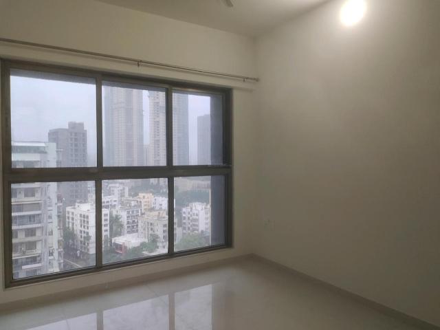 2 BHK Apartment in Malad West for resale Mumbai. The reference number is 20464580