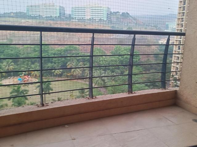 2 BHK Apartment in Malad East for resale Mumbai. The reference number is 20467549