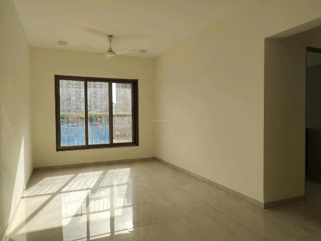 2 BHK Apartment in Malad West for resale Mumbai. The reference number is 20484558