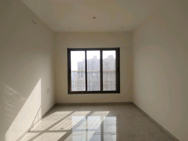 2 BHK Apartment in Malad West for resale Mumbai. The reference number is 20484568