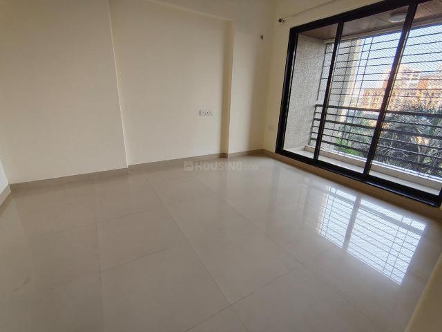2 BHK Apartment in Malad West for resale Mumbai. The reference number is 20404897