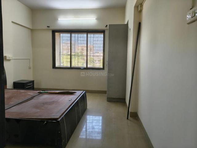 2 BHK Apartment in Malad West for resale Mumbai. The reference number is 20425684